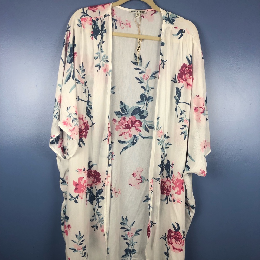 🍉White Floral Kimono/ Bikini Cover Up size Medium